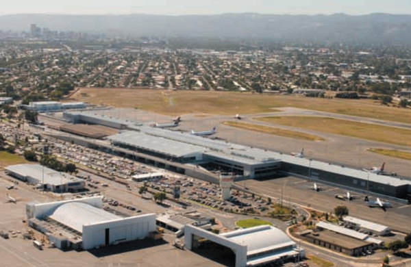 Adelaide Airport Fivedme